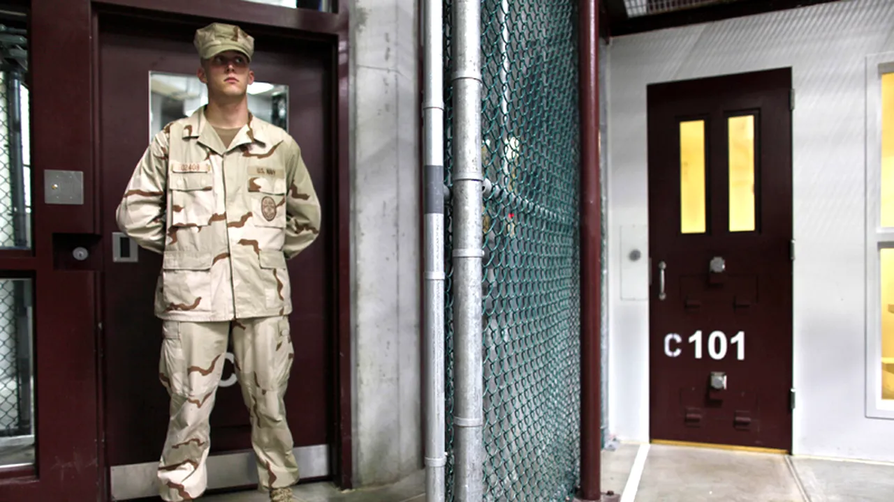 Amnesty International atrage atenția asupra problemelor din România: Închisorile CIA, discriminarea romilor și minorităților sexuale