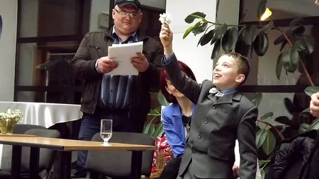 Această imagine obișnuită la prima vedere este, în realitate, imaginea unui miracol. Când a crezut că e imposibil, lui Sebastian i s-a întâmplat o minune. „Am trăit mai multe vieți la un loc