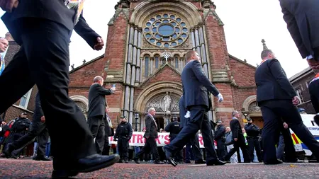 Aproximativ 30.000 de protestanți au participat la un marș în centrul Belfastului
