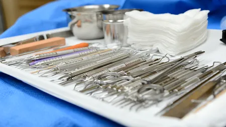 De la femeia care transpira sânge, la bărbatul care mânca metal. 5 cazuri medicale ciudate care i-au lăsat pe medici fără cuvinte