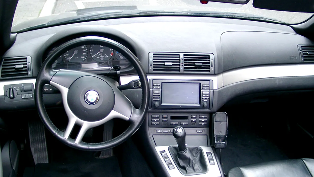 BMW recheamă 220.000 de mașini produse în urmă cu peste 10 ani