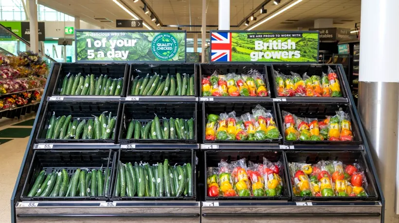 Magazinele din Marea Britanie RAȚIONALIZEAZĂ fructele și legumele