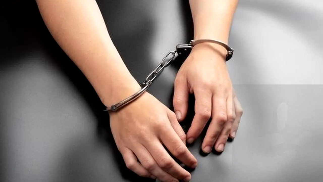 Adolescent român reținut la Salzburg. Tânărul a băgat în comă un afgan după ce l-a lovit cu capul de un stâlp