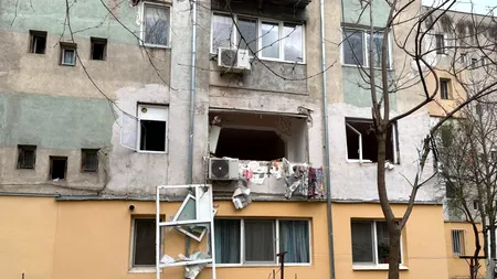 Explozie la un bloc din Caracal. 25 de persoane au fost evacuate