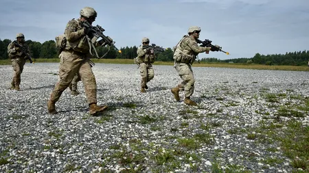 China trimite trupe în Rusia. Soldații chinezi vor participa la exerciţii militare multinaţionale