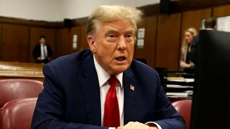 Ce condiții trebuie să îndeplinească cei 12 jurații care decid SOARTA lui Trump: 