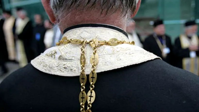 Preot anchetat de Episcopia Hușilor pentru organizarea unui miting în numele Bisericii