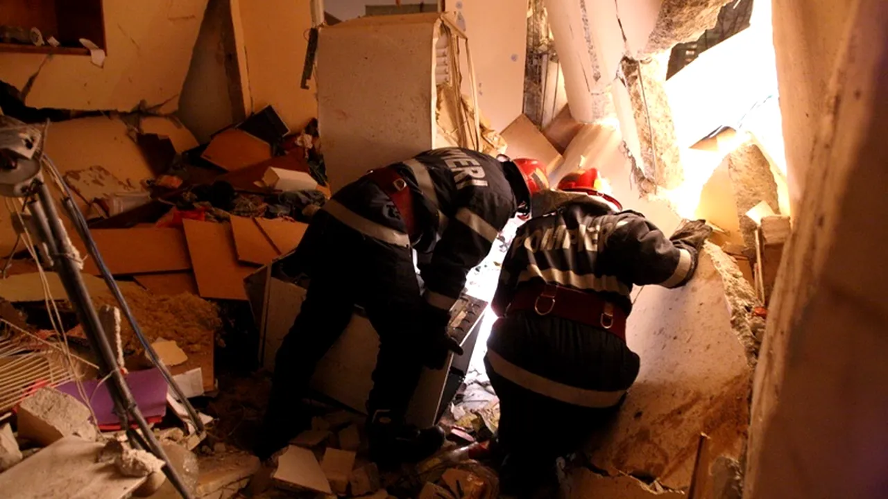 Un bărbat și o femeie din Argeș au murit, în urma exploziei unei butelii testate cu bricheta UPDATE