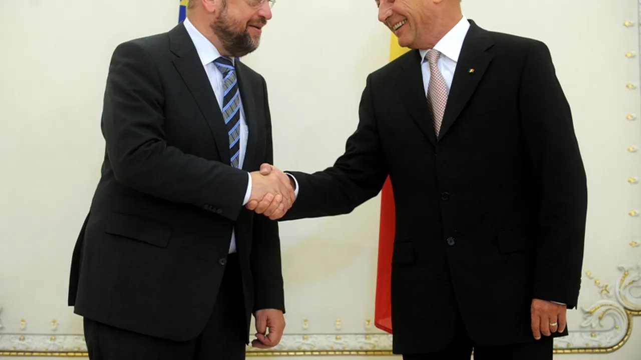 Băsescu: Vom reuși să avem creștere economică de 2,5% în 2013 dacă reușim să absorbim fondurile UE