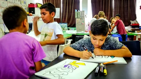 Guvernul introduce un prag minim pentru bursele elevilor. Suma ridicolă promisă copiilor