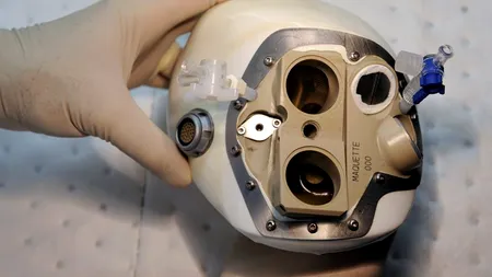 Premieră mondială în medicină: O inimă artificială, implantată miercuri, în Franța