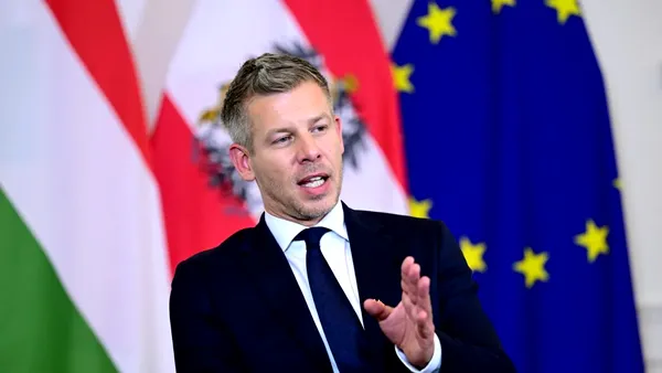 Peter Magyar anunță modificarea legislației privind adopția de către cuplurile de același sex