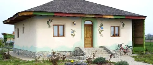 Cea mai frumoasă casă din chirpici din România - GALERIE FOTO