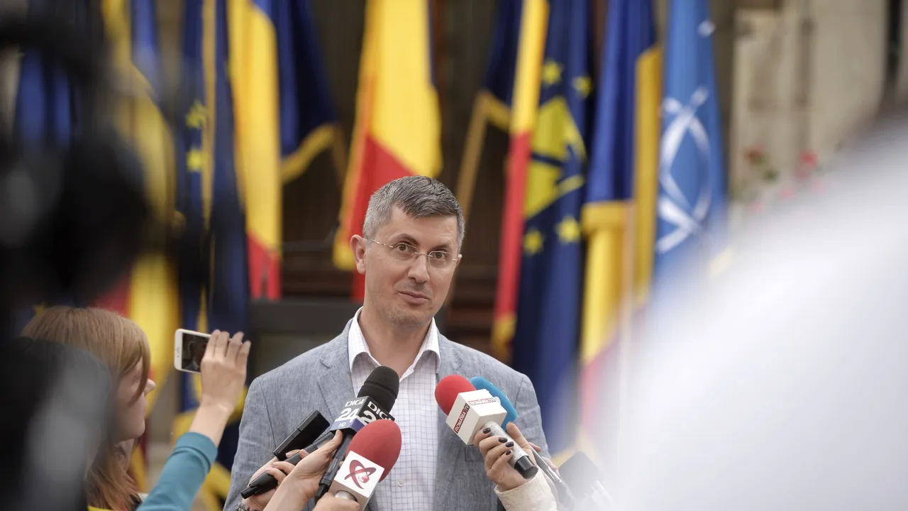 USR va merge, marți, la Cotroceni, cu un mandat de stabilire a unui calendar pentru anticipate