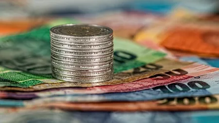 Băncile din Europa, afectate de al doilea val al pandemiei. Când se va putea vorbi despre un „scenariu extrem”