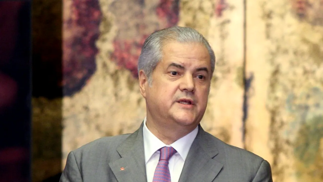 Adrian Năstase: România trebuie să rămână în Afganistan până în 2014