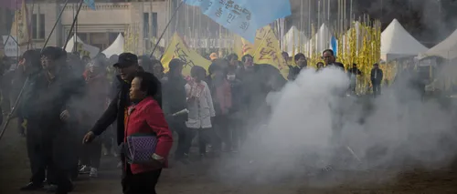 Revoltă în Coreea de Sud. 30.000 de persoane au ieșit în stradă și cer demisia președintei