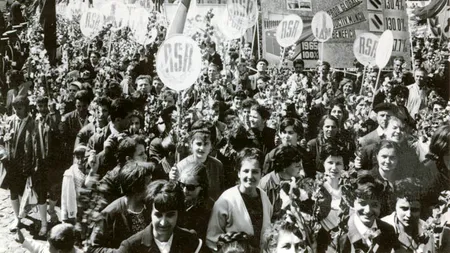 1 Mai, de la protestele violente din secolul al XIX-lea, până la Ziua Internațională a Muncii