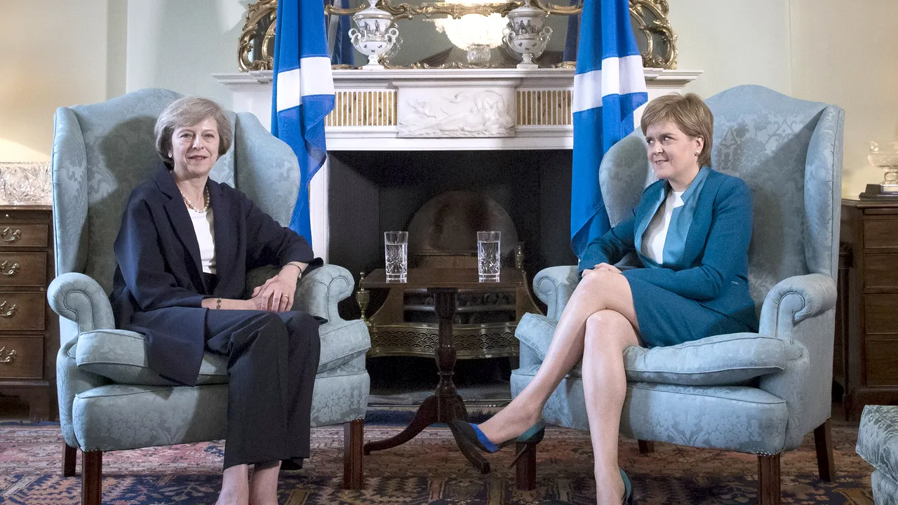 „Un dezastru pe Theresa May