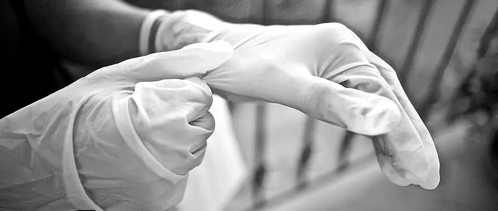 S-au inventat mănușile antiCovid care distrug noul coronavirus în 60 de minute! Unde se găsesc