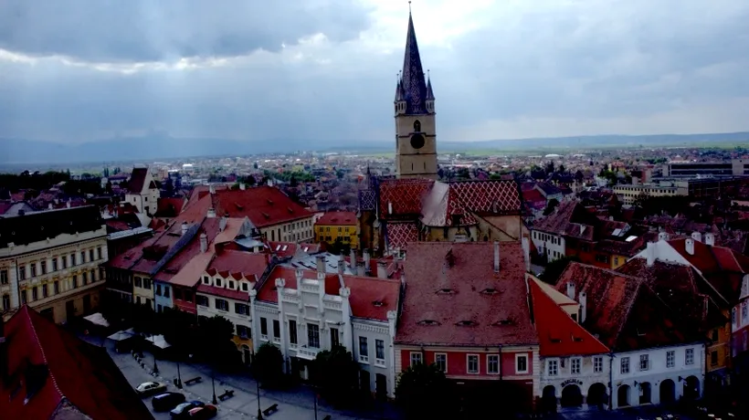 SIBIU. Cât de bine se trăiește în Sibiu, județ în care salariile și contribuția locuitorilor la economie sunt printre cele mai mari din România