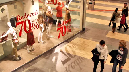 Un MARE RETAILER DE HAINE iese de pe piața românească. 