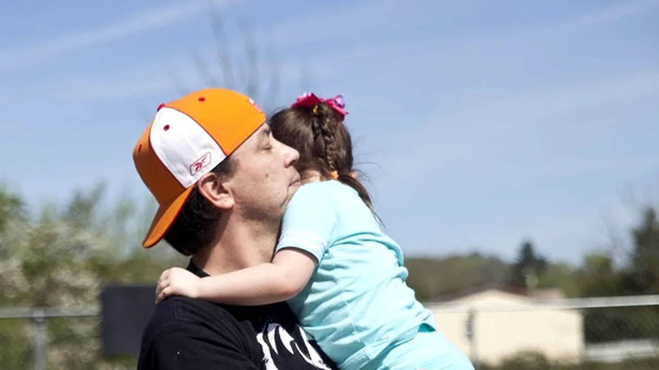 După doi ani de căutări disperate, a găsit-o. Unde se afla fiica sa de cinci ani  