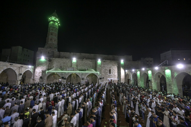 Marea Moschee din orașul Gaza, Fâșia Gaza, pe durata Ramadanului - distrusă acum după bombardamentele israeliene din 2023. Sursa Foto: Profimedia. 