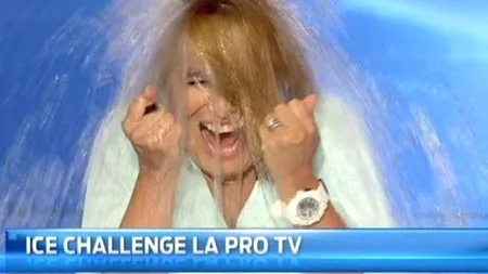 Andreea Esca s-a alăturat campaniei Ice Bucket Challenge. Ce NU s-a văzut la televizor
