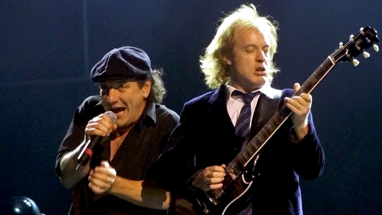 Chitaristul trupei AC/DC este într-o situație grea. 