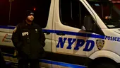 Trei polițiști au fost răniți în New York de către un tânăr înarmat cu o macetă