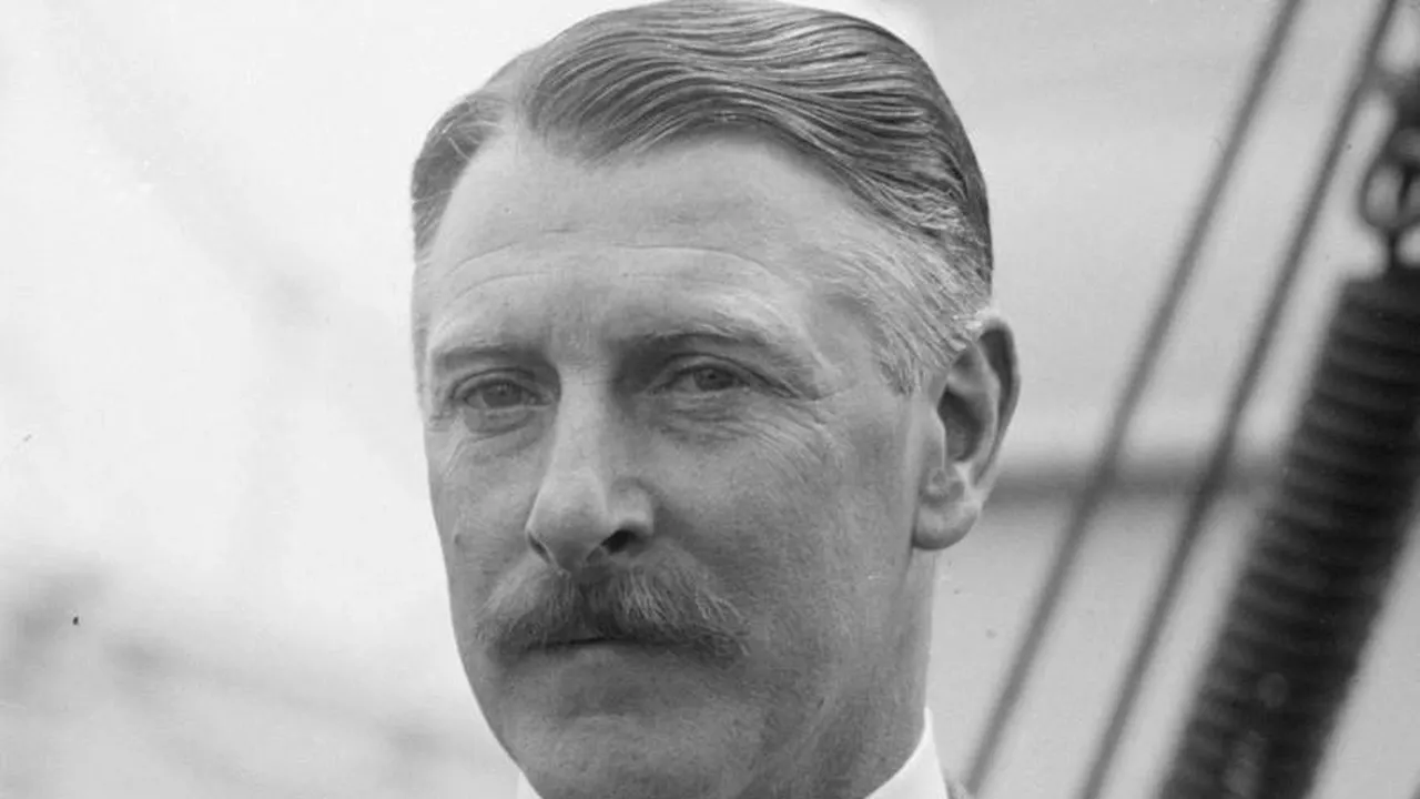 Povestea avocatului care a cumpărat STONEHENGE în urmă cu 100 de ani. „Soția l-a trimis să cumpere perdele și el s-a întors cu altceva