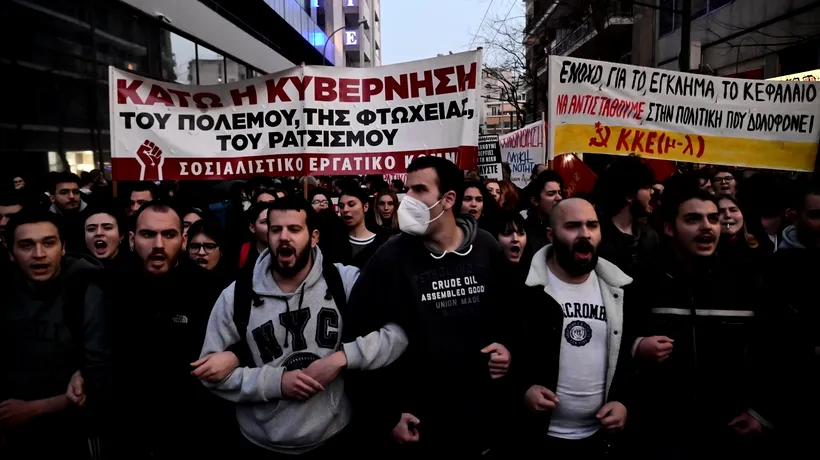 Proteste în Grecia după accidentul feroviar cumplit care a UCIS cel puțin 46 de persoane