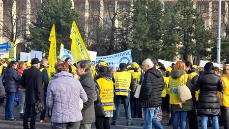 Guvernul Bolojan, încolțit din toate părțile: sindicaliștii din învățământ pregătesc o grevă generală pentru 25 mai! „Am ajuns în situații aberante”