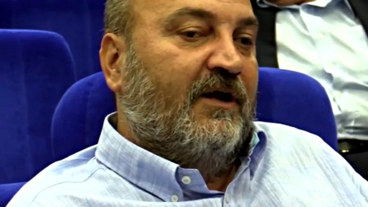 Un consilier județean sare în apărarea medicilor șpăgari: „Bă, meltenilor, pe un doctor îl costă să se ocupe de c**ul tău de nesimțit ordinar