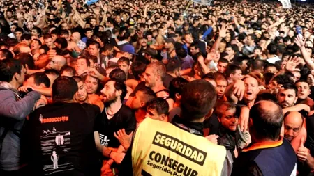 2 morți și 12 răniți, în urma unei busculade la un concert din Argentina