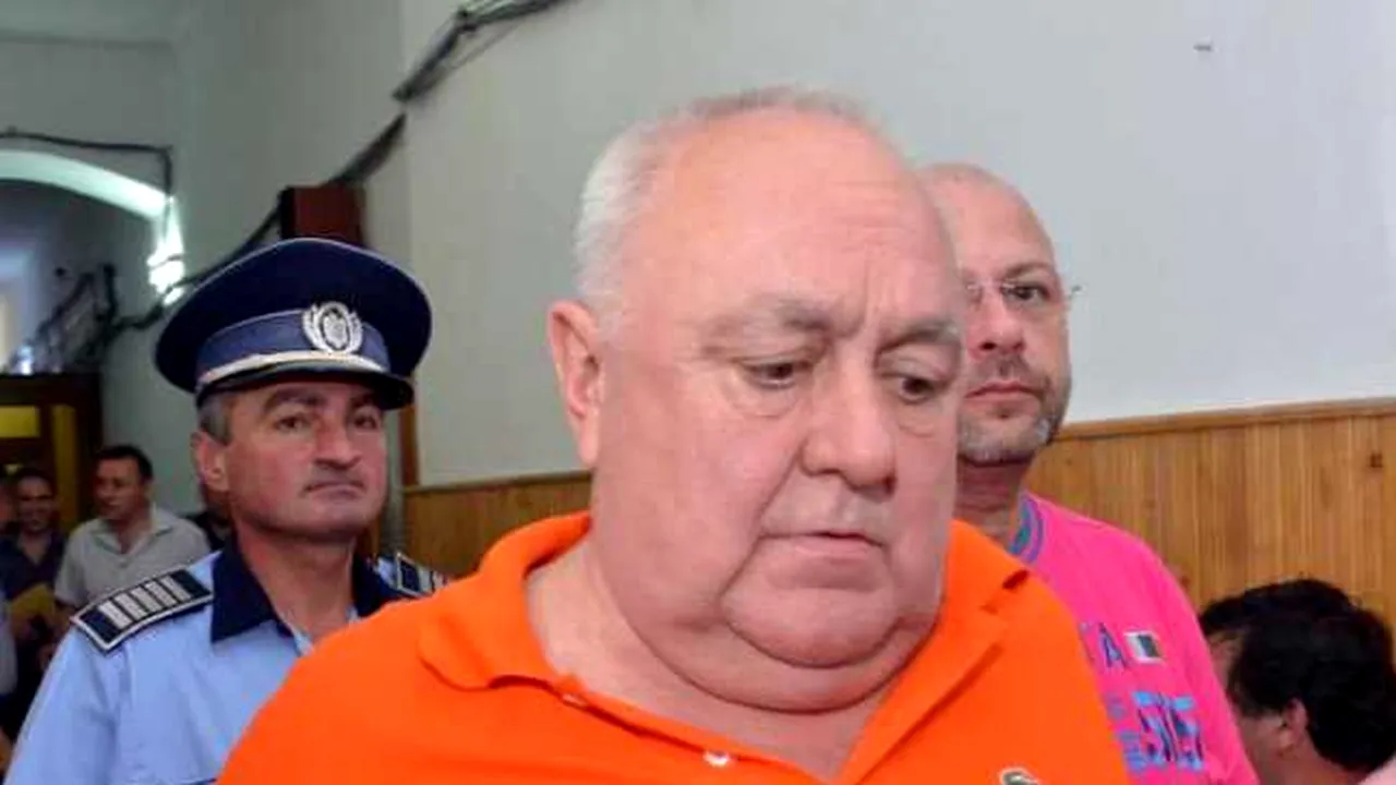 Peste 90.000 de lei și aproximativ 18.000 de euro! Atât a luat șpagă un medic din Bihor, în doar o lună, de la aproape 500 de pacienți