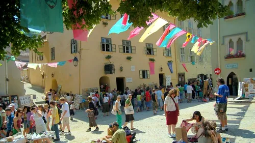 Muzică, teatru, filme și expoziții, la Festivalul Sighișoara Medievală. Câți turiști sunt așteptați în cetate
