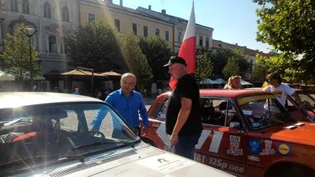 Emil Boc, la volanul unei Dacii 1300 cu turiști din Polonia: Benzinește, scânteiește dar nu pornește