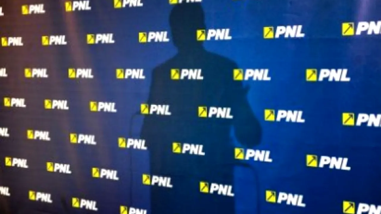 Primul candidat la șefia PNL care iese din cursă