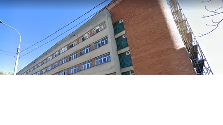 Un pacient al Spitalului de Urgență Sibiu a căzut de la etaj și nimeni nu știe cum s-a întâmplat tragedia. Nici poliția nu a fost anunțată
