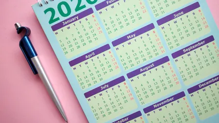 Zile libere legale 2026. Când au românii zile libere și cum își pot planifica mini-vacanțele