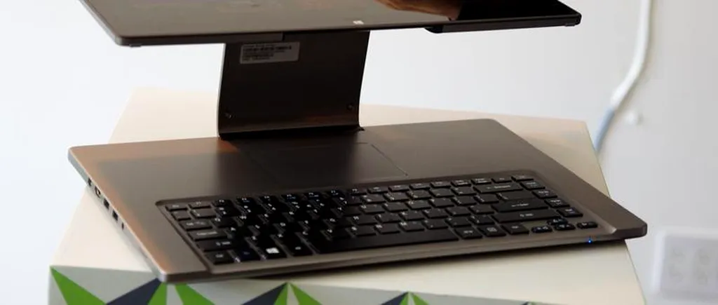 Laptopul convertibil Acer Aspire R7 este disponibil în România