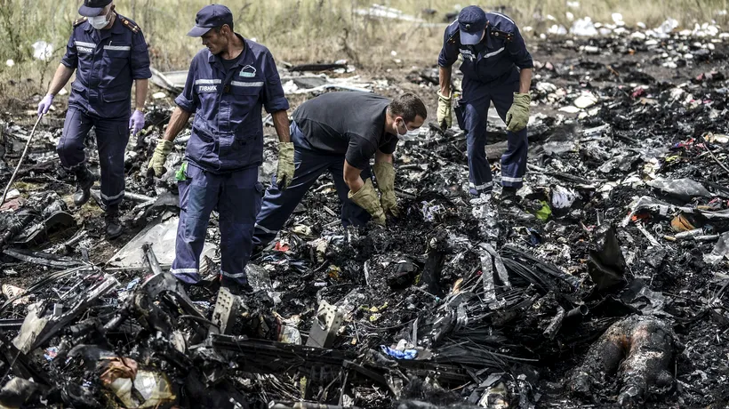 Trenul care transportă cadavrele victimelor zborului MH17 a ajuns în Harkov, oraș controlat de Guvernul de la Kiev