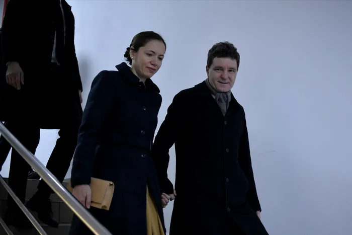 Pentru ce trebuie să aștepte până la 14 ani fiica lui Nicușor Dan și a Mirabelei Grădinaru