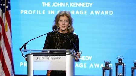 Noi probleme pentru RFK Jr. Verișoara sa, Caroline Kennedy, cere RESPINGEREA nominalizării lui ca secretar al Sănătății. „E un prădător!”