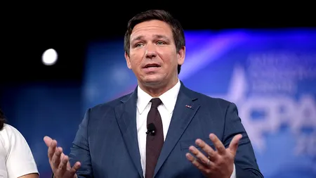 Republicanul Ron DeSantis, dat în judecată de compania Disney. De ce este ACUZAT guvernatorul Floridei