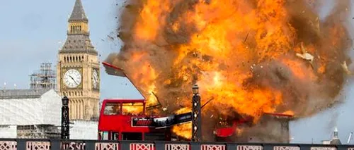 Panică la Londra, după ce un autobuz a fost aruncat în aer în timpul unor filmări. Britanicii s-au gândit imediat la un atentat terorist
