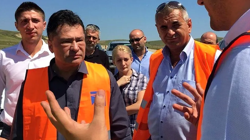 Cum se fac drumuri în România. Ministrul Transporturilor: Am vizitat șantiere de autostrăzi pentru a descoperi morminte și peșteri