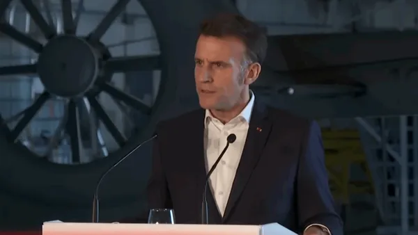 Macron este sceptic că războiul s-ar putea încheia în următoarele zile sau că va fi vreo schimbare de regim